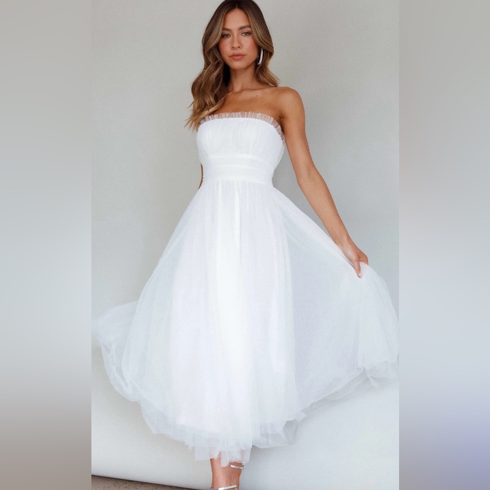 Selfie Leslie Fayette Strapless Mesh Midi